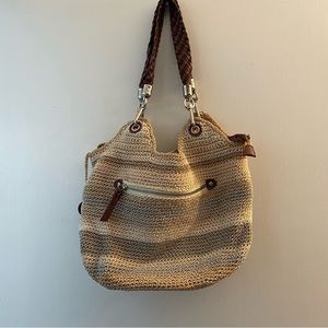 The Sak Tan Purse